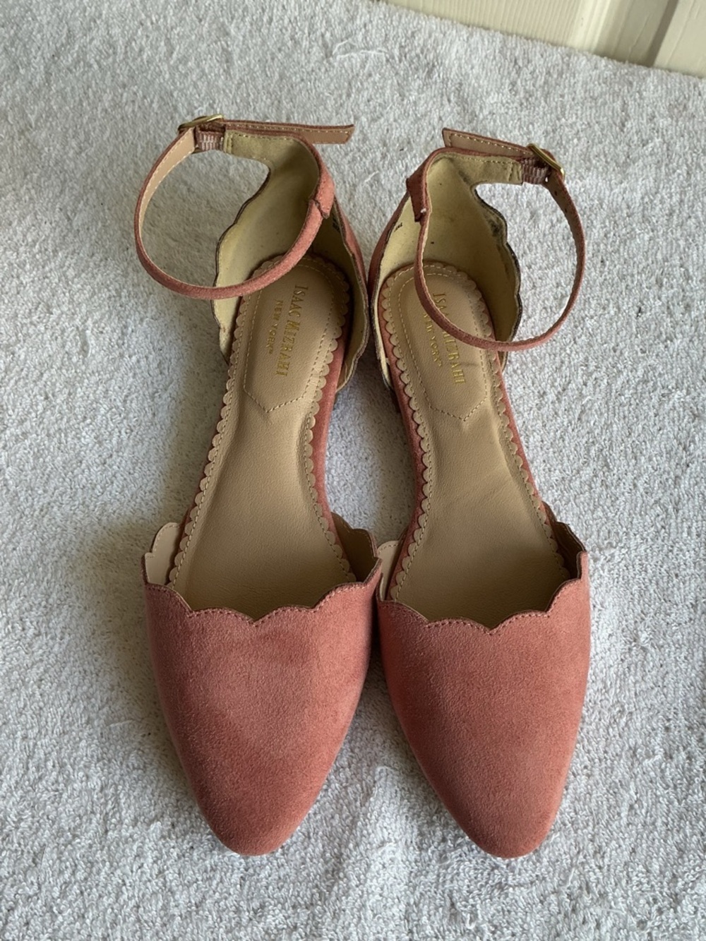 Isaac Mizrahi Rose-Pink Scallop Ankle-Strap Pointed Flats